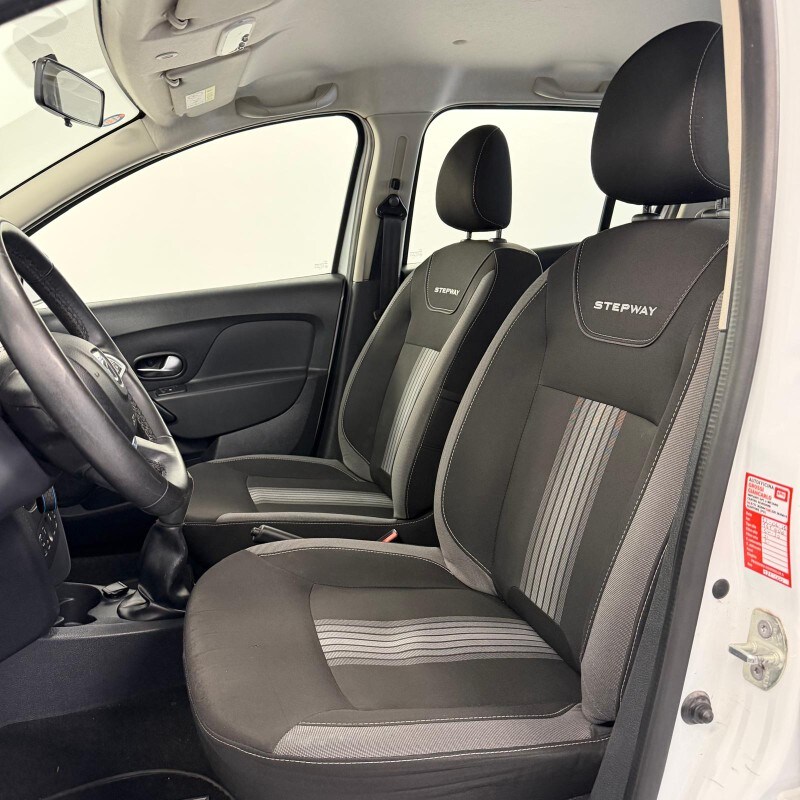 DACIA Sandero 2ª serie Sandero 1.5 dCi 8V 90CV Start&Stop Serie Speciale Wow - immagine 6