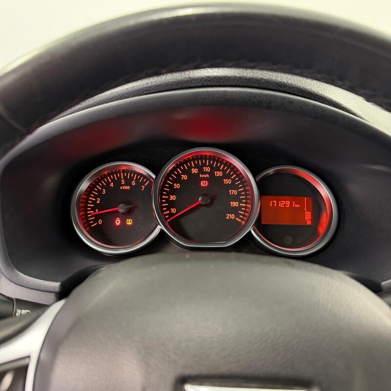 DACIA Sandero 2ª serie Sandero 1.5 dCi 8V 90CV Start&Stop Serie Speciale Wow - immagine 7