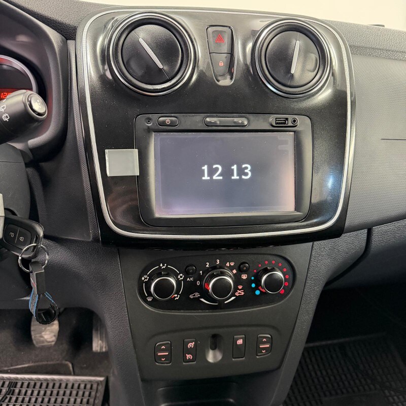 DACIA Sandero 2ª serie Sandero 1.5 dCi 8V 90CV Start&Stop Serie Speciale Wow - immagine 8