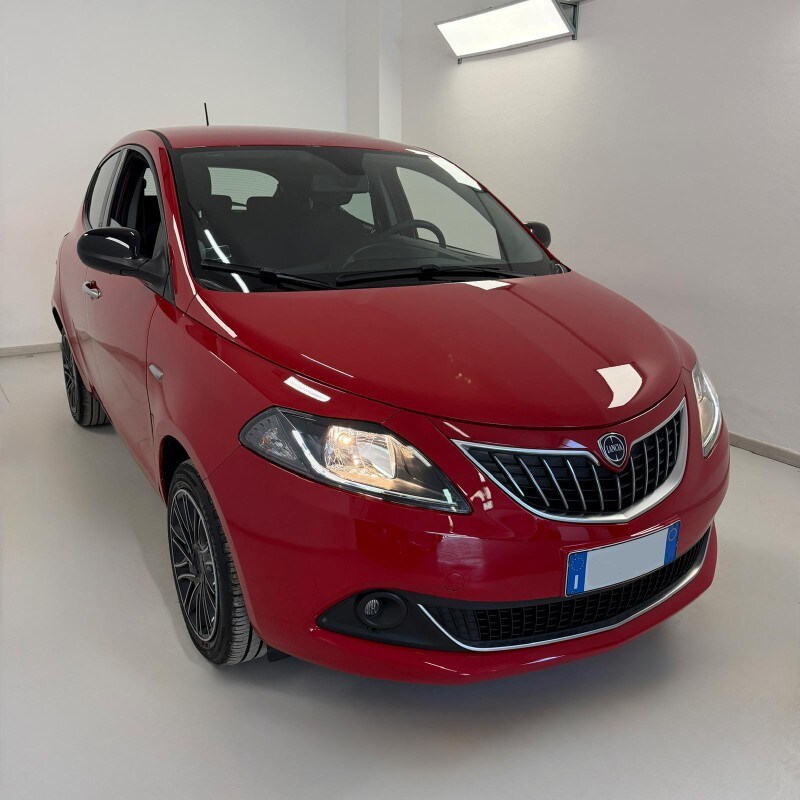 LANCIA Ypsilon 3ª serie Ypsilon 1.0 FireFly 5 porte S&S Hybrid Ecochic Gold - immagine 2