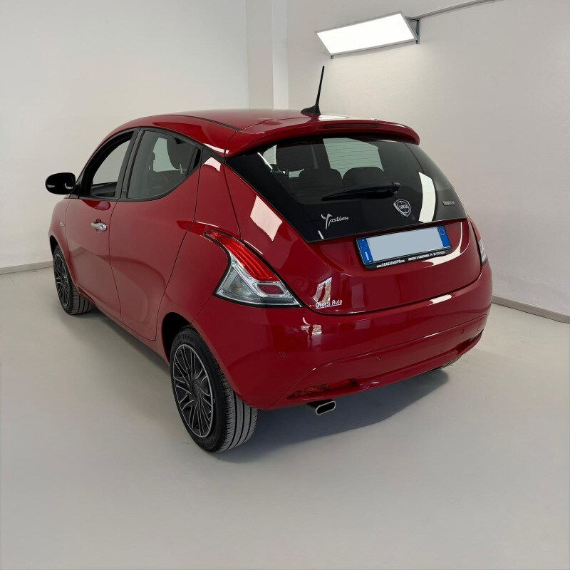 LANCIA Ypsilon 3ª serie Ypsilon 1.0 FireFly 5 porte S&S Hybrid Ecochic Gold - immagine 3