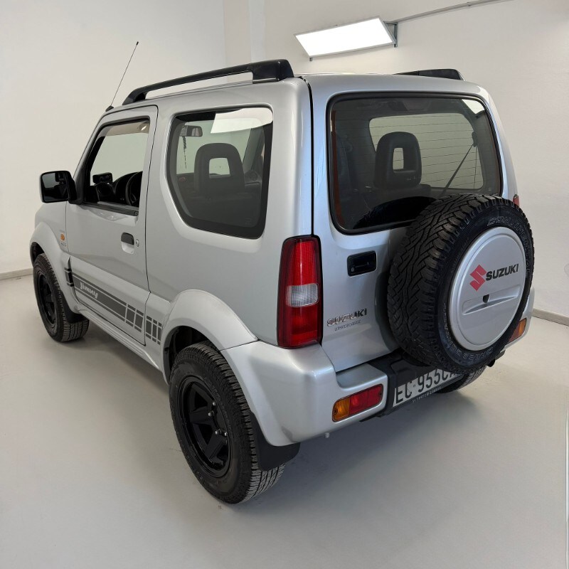 SUZUKI Jimny 3ª serie Jimny 1.5 DDiS cat 4WD JLX - immagine 4